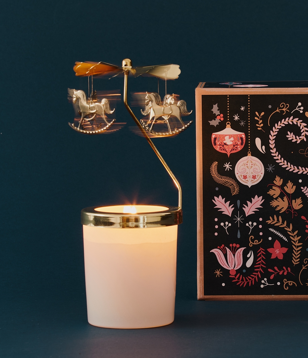 CHARMING WINTER CAROUSEL